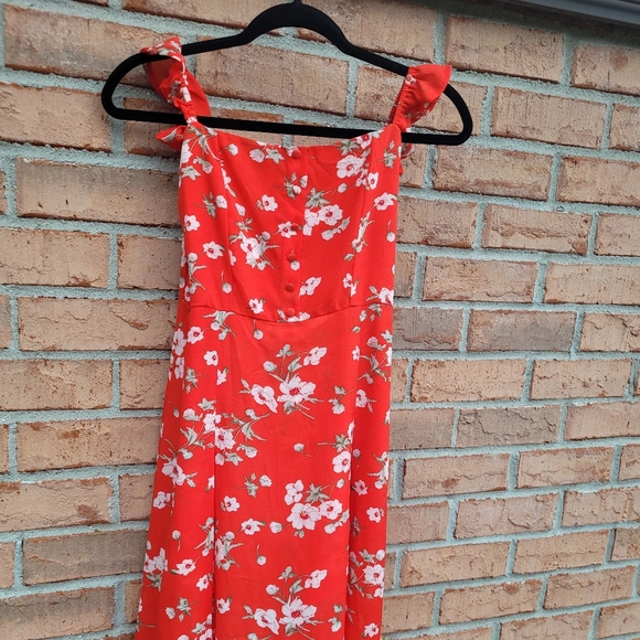 Solaris Style Maxi Dress With Shorts - Picture 2 of 16